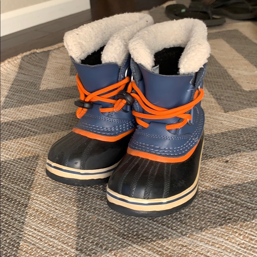Sorel Snow Boots - Size 11 Little kid